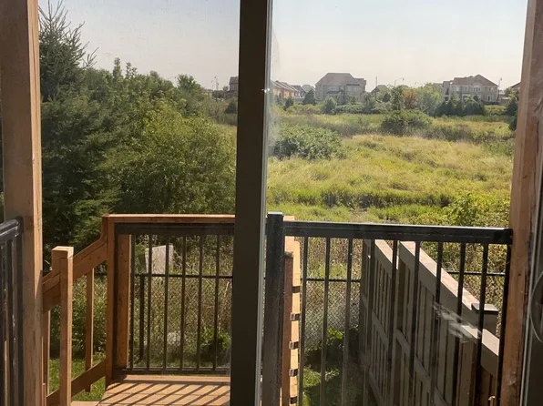 16 Feldspar Gate, Brampton, ON L6X 5R6