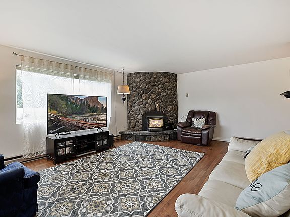 5th image of 14511 E Cataldo Ave