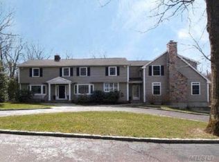 41 Brookfield Rd, Northport, NY 11768