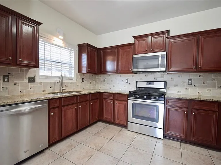 2150 Waterford Park Dr — Photo 14