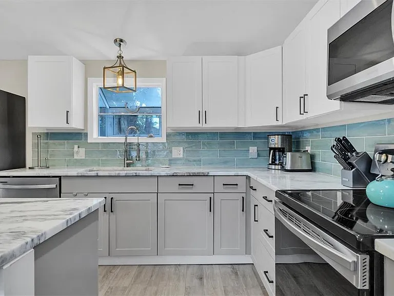 4110 Iola Dr — Photo 16