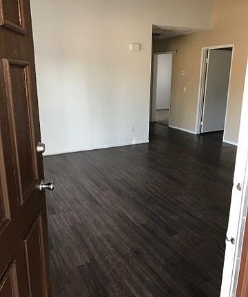 2nd image of 8401 Cottonwood Ave APT 122