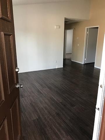 2nd image of 8401 Cottonwood Ave APT 121