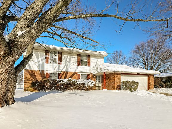 2nd image of 6125 Honeygate Dr