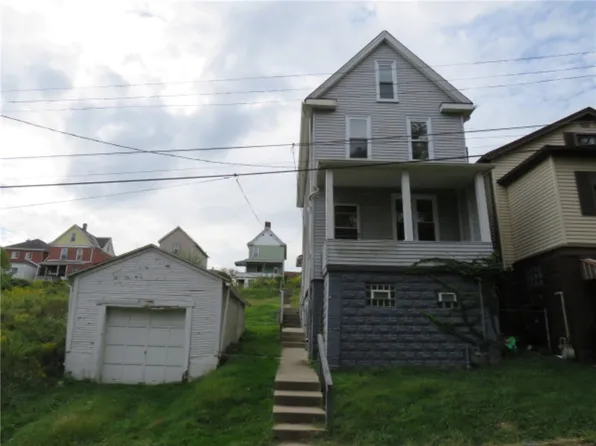 1912 Johnson St, Braddock, PA 15104