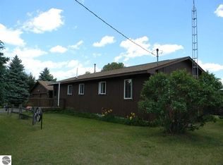 2414 Schmitt Rd, Rose City, MI 48654