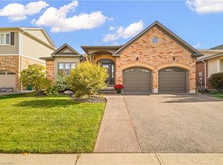 42 Edith Monture Ave, Brantford, ON N3T 6M8