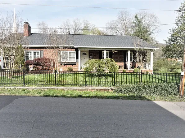 204 S Rogers St, Rogersville, TN 37857
