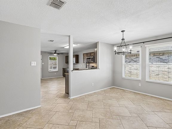 4th image of 2333 Bradford Pear Dr