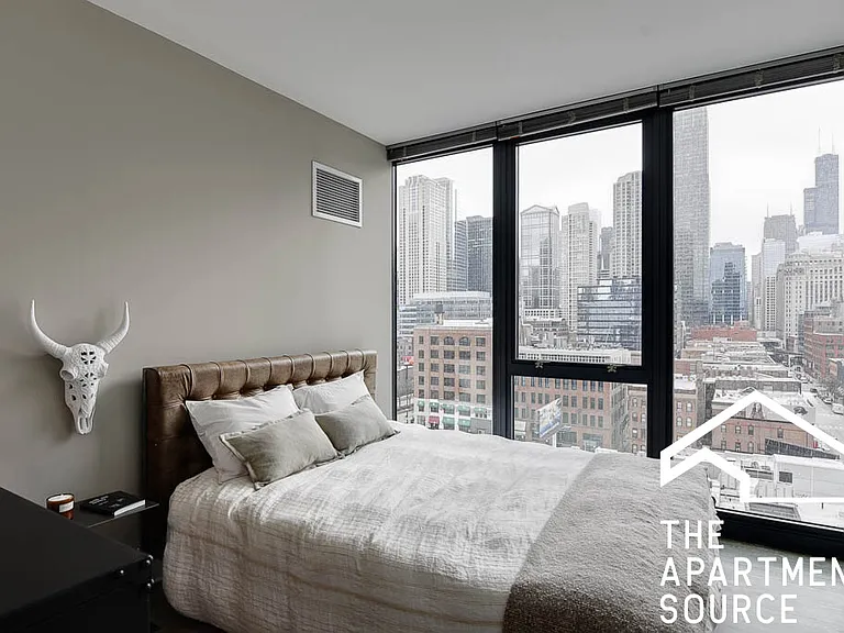 637 Wells 2bed 1bath — Photo 7