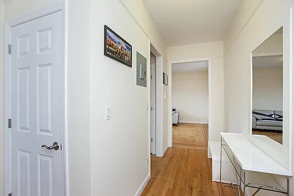 Rented by Engel & Völkers New York City | media 3