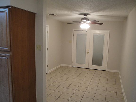 3rd image of 2219 Neyrey Dr