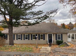 23-25 Dismukes St, Kittery, ME 03904