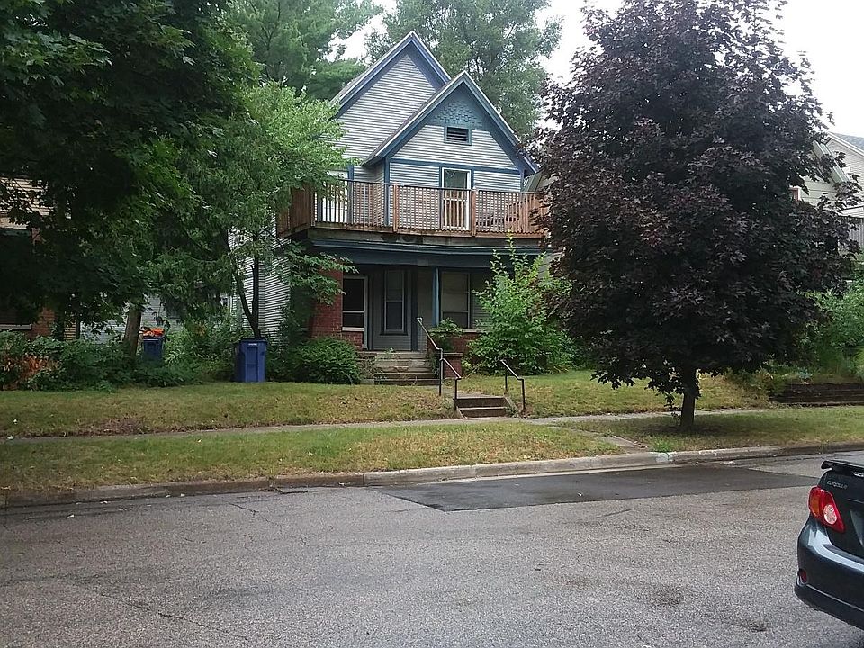 1st image of 345 Carlton Ave SE #2