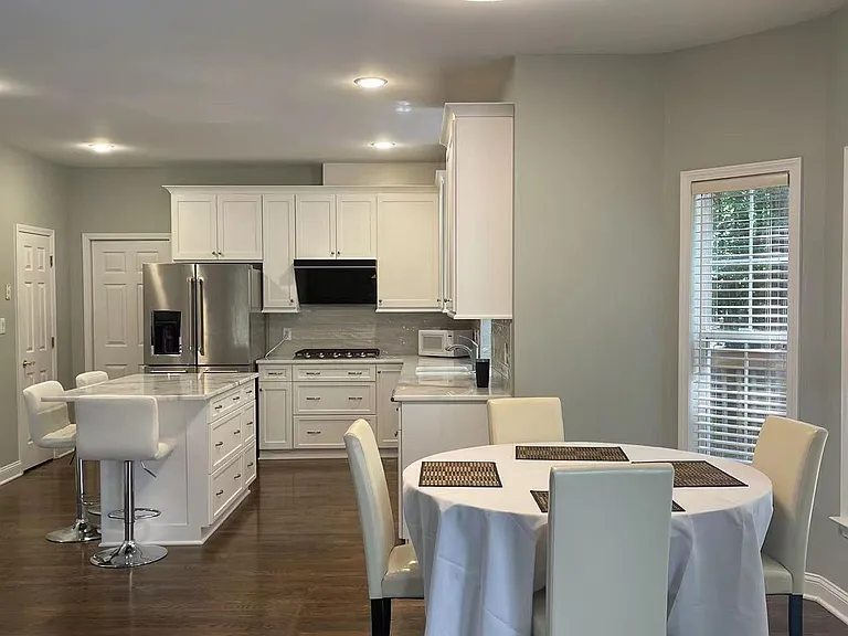 6025 Oakridge Ct — Photo 11