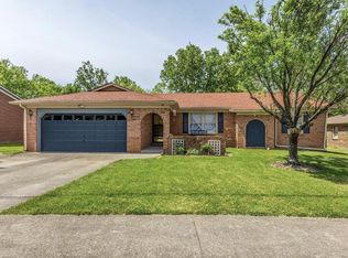 1047 Raintree Dr, Richmond, KY 40475