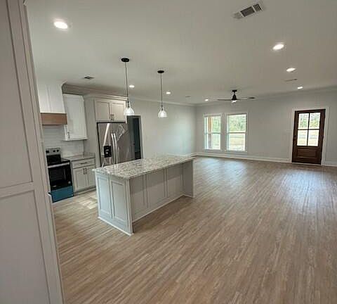 3rd image of 25160 Yellow Bluff Rd