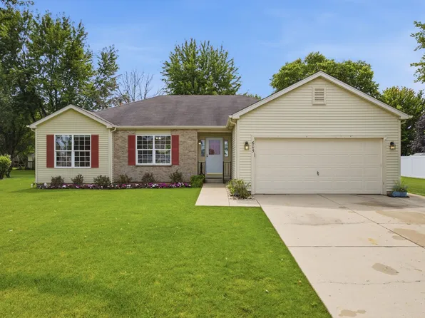605 Tanglewood Trl, McHenry, IL 60050