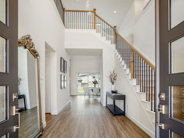 4638 Sanders Meadow Ln, Sugar Land, TX 77479