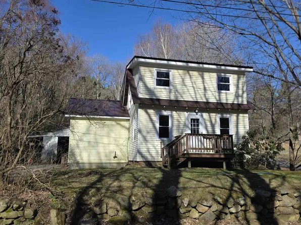 28 Bishops Loop, Windsor, VT 05089