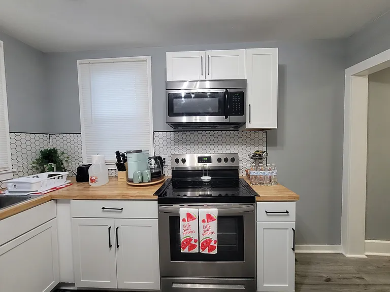 2818 N Capitol Ave #1 — Photo 5