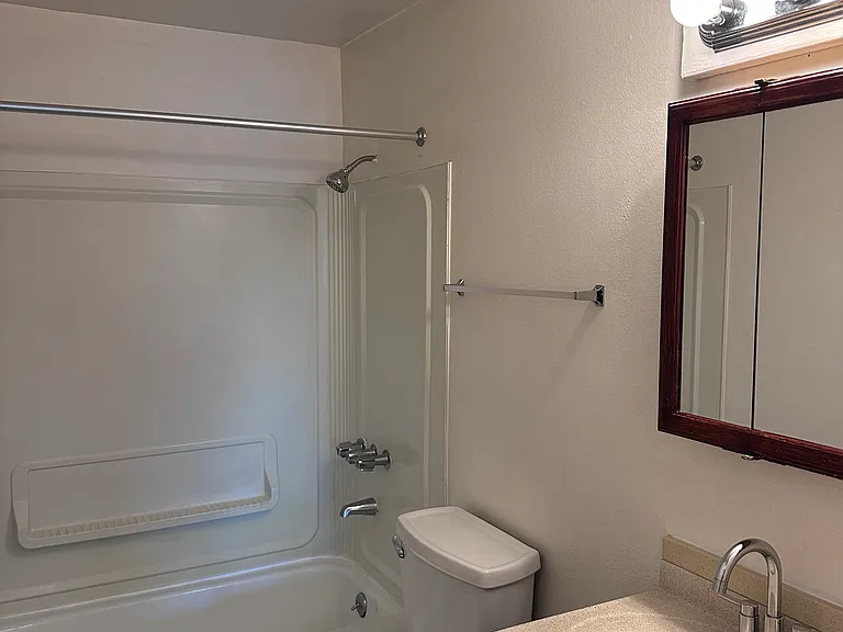 815 Harrison St #2 — Photo 9