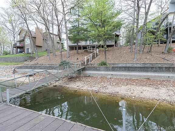 2nd image of 226 Royal Ct