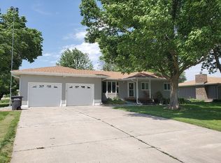 1518 Jay St, Saint Paul, NE 68873