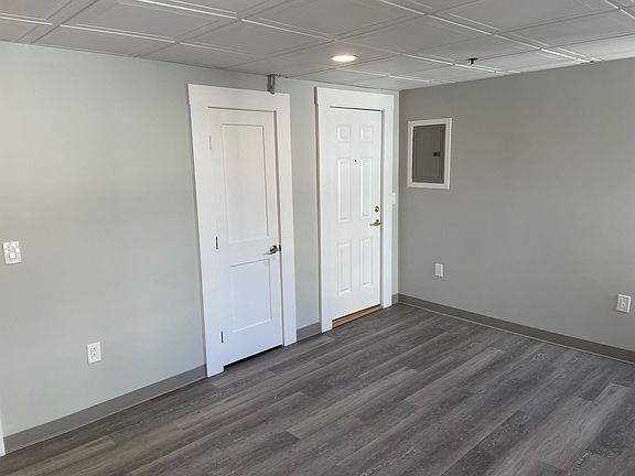 4th image of 67 Hanover St #3