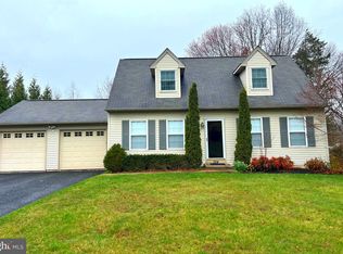 324 Dell Dr, Perkasie, PA 18944
