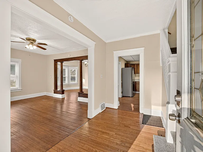 3726 Homewood Ave — Photo 17