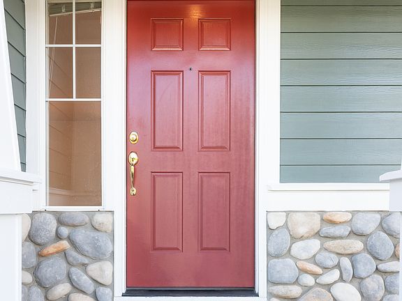 Welcoming Porch & Entrance