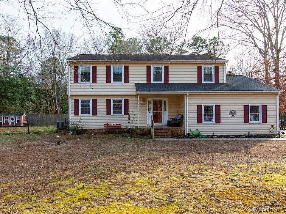 1st image of 6920 Honeycutt Ln