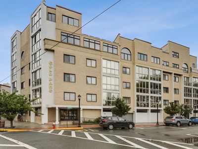 200 Paterson Plank Rd APT 305, Union City, NJ, 07087