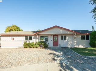 3425 Columbia View Dr, The Dalles, OR 97058