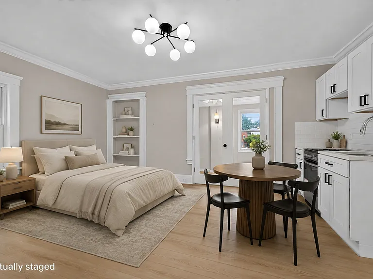 2113 Fairview Ave #1 — Photo 3
