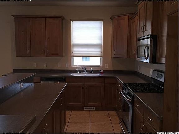 3rd image of 11663 S Copper Sky Dr