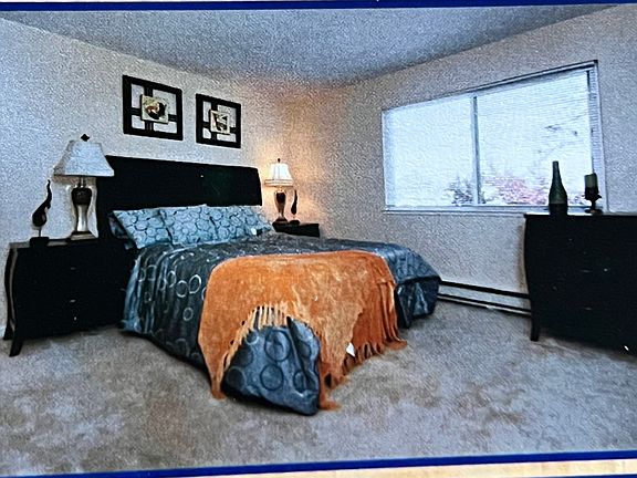 2nd image of 812 Hooshang Ct