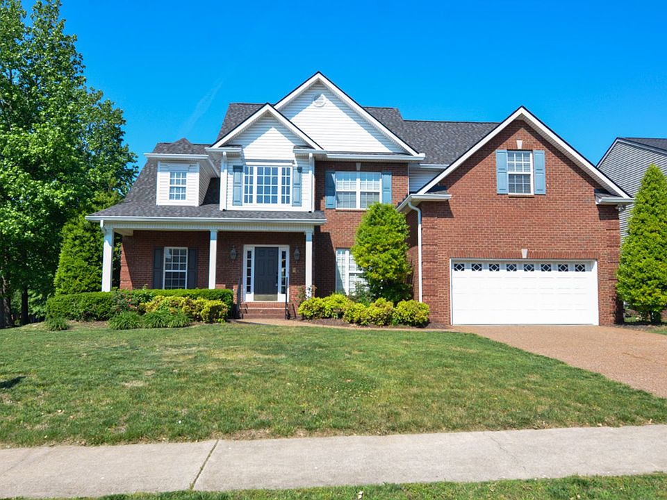 1st image of 109 Fieldcrest Ct