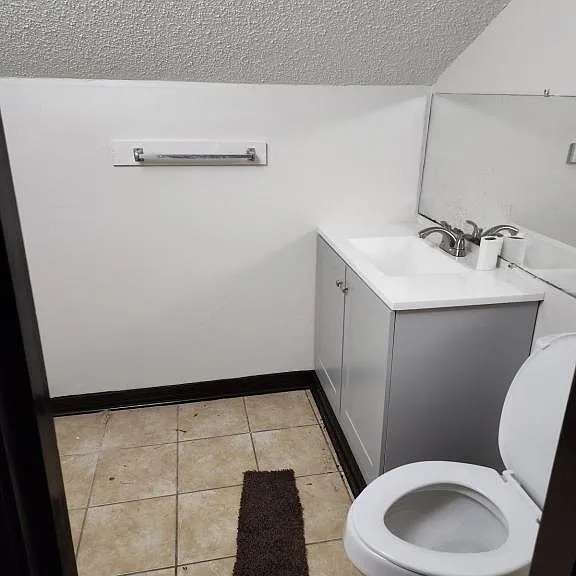 3324B Seine St — Photo 20