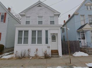 10 State St, Waterford, NY 12188