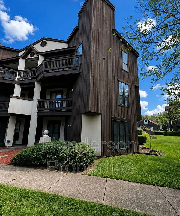 8071 Cedar Glen Dr