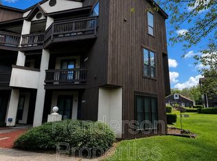 8071 Cedar Glen Dr, Charlotte, NC 28212