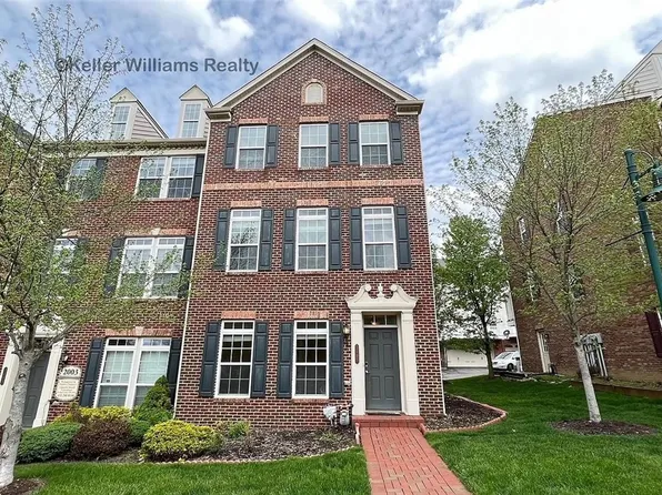2005 Village Run Rd, Wexford, PA 15090