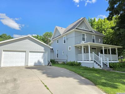 403 N Iowa Ave, Nora Springs, IA, 50458