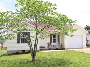 5106 Ridgeview Dr, Lawrenceburg, KY 40342