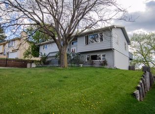 3203 Simpson Dr, Rapid City, SD 57702