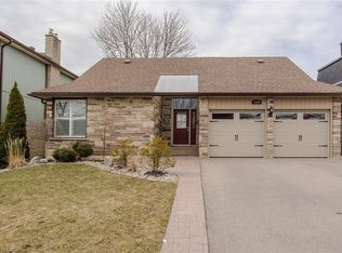 2360 Cavendish Dr, Burlington, ON L7P 3B4