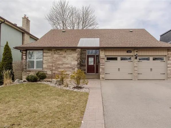 2360 Cavendish Dr, Burlington, ON L7P 3B4
