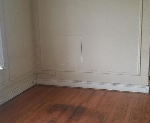 3rd image of 4832 1/2 S Drexel Blvd APT 2E